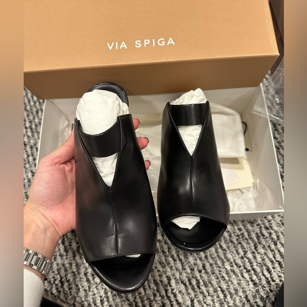 NEW BLACK MULES
